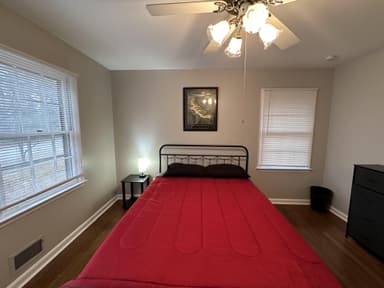 Place Preview main user avatar