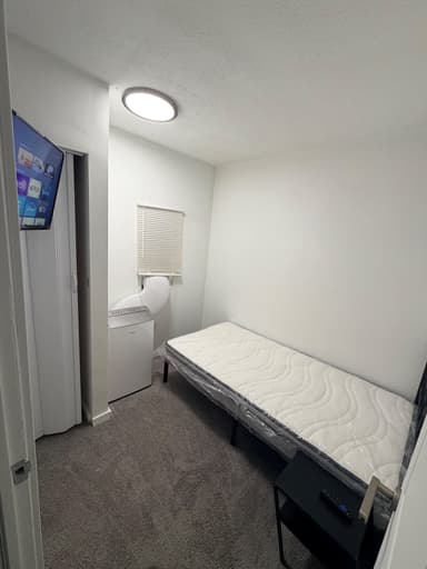 Place Preview main user avatar