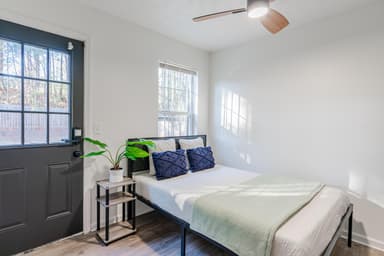 Place Preview main user avatar