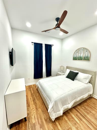 Place Preview main user avatar