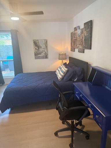 Place Preview main user avatar