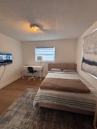 Place Preview main user avatar