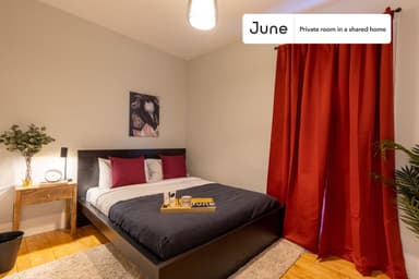 Place Preview main user avatar