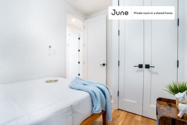 Place Preview main user avatar