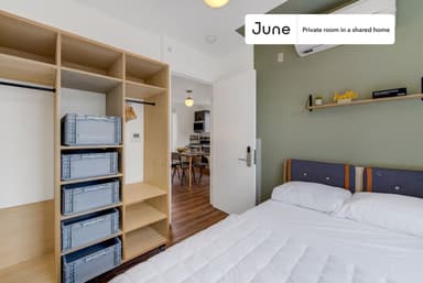 Place Preview main user avatar