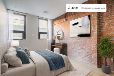 Place Preview main user avatar