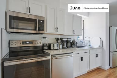 Place Preview main user avatar