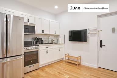 Place Preview main user avatar