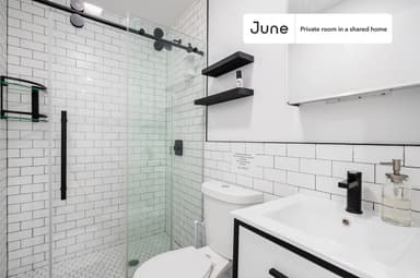 Place Preview main user avatar