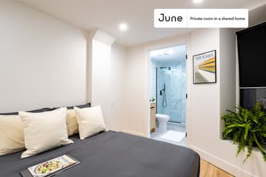 Place Preview main user avatar