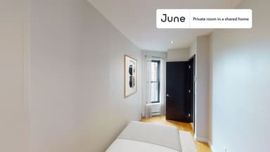 Place Preview main user avatar