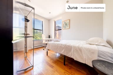 Place Preview main user avatar