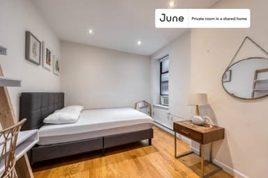 Place Preview main user avatar