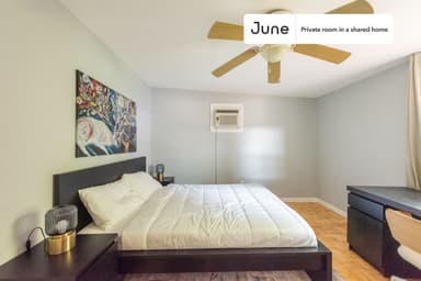 Place Preview main user avatar