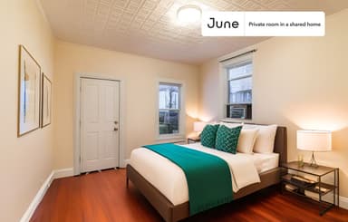 Place Preview main user avatar