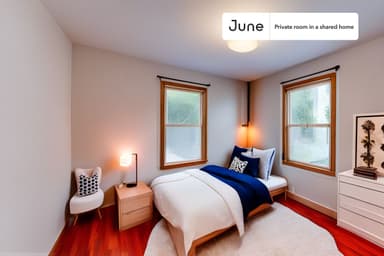 Place Preview main user avatar