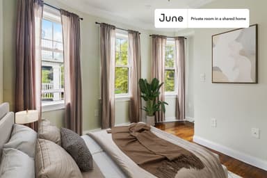 Place Preview main user avatar