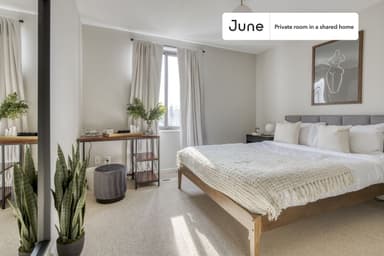 Place Preview main user avatar