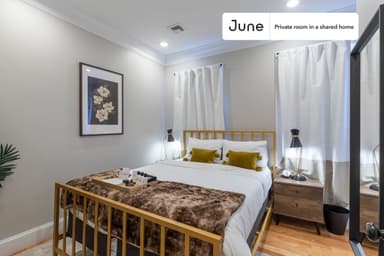 Place Preview main user avatar