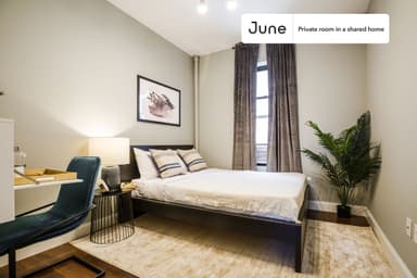 Place Preview main user avatar