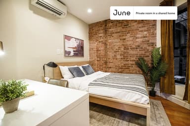 Place Preview main user avatar