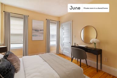 Place Preview main user avatar