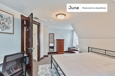 Place Preview main user avatar