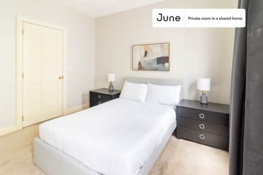 Place Preview main user avatar