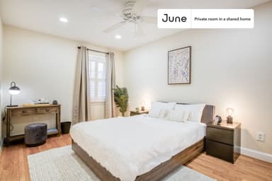 Place Preview main user avatar