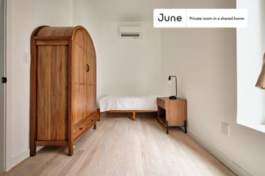 Place Preview main user avatar