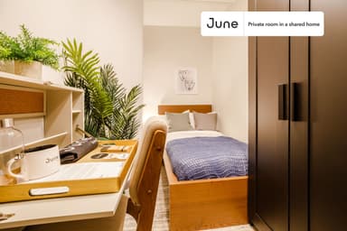 Place Preview main user avatar