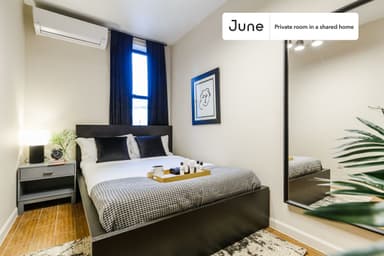 Place Preview main user avatar