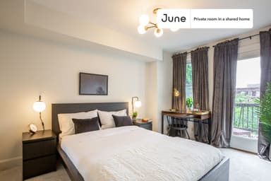 Place Preview main user avatar