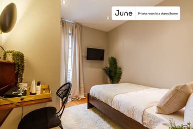 Place Preview main user avatar