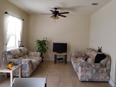 Place Preview main user avatar