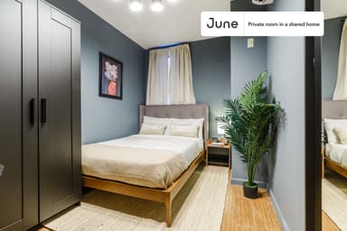 Place Preview main user avatar