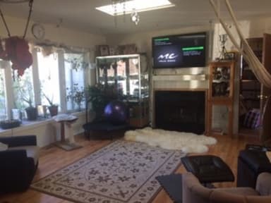 Place Preview main user avatar