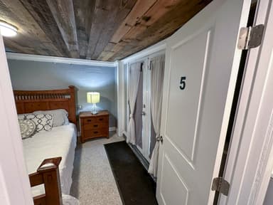 Place Preview main user avatar