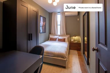 Place Preview main user avatar