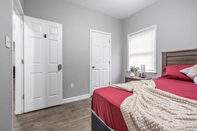 Place Preview main user avatar