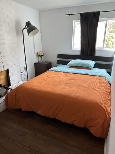 Place Preview main user avatar