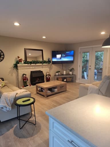 Place Preview main user avatar