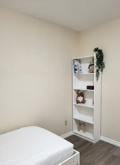 Place Preview main user avatar