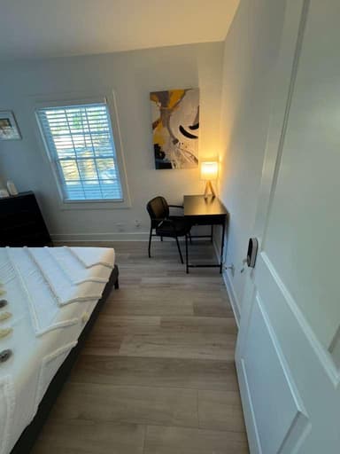 Place Preview main user avatar