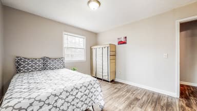 Place Preview main user avatar