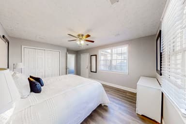 Place Preview main user avatar