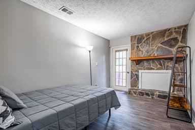 Place Preview main user avatar