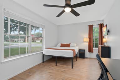 Place Preview main user avatar