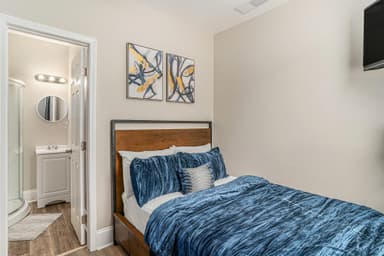 Place Preview main user avatar