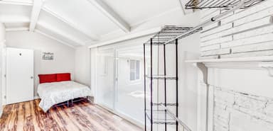 Place Preview main user avatar